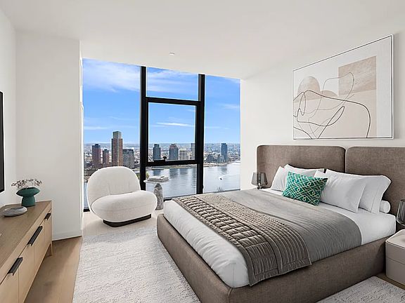 5th image of 626 1st Ave APT W44f