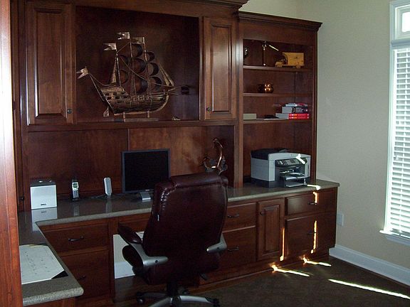 Custom Office