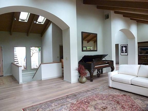 Room for a grand piano
