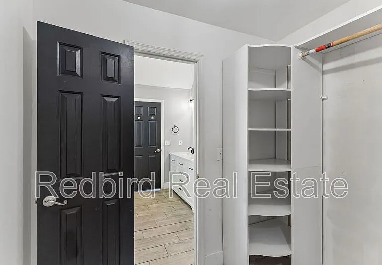 1057 Meandering Way — Photo 14