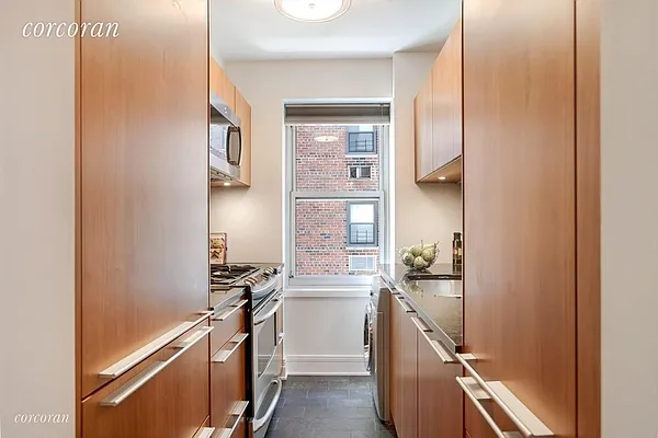 Sold by Corcoran | media 4
