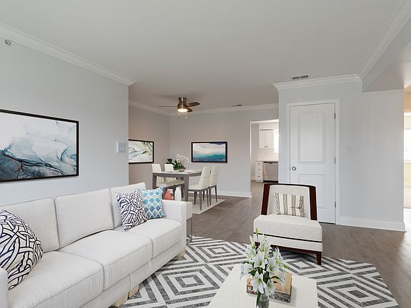 2nd image of 9476 Bay Colony Dr APT 3S