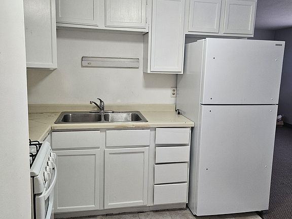 2nd image of 4525 4th Ave S APT 8