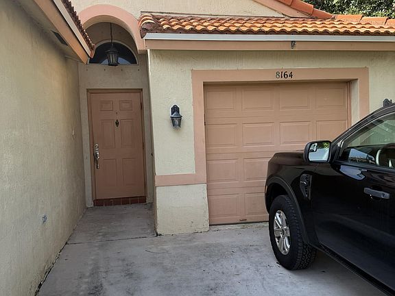 2nd image of 8164 PELICAN HARBOUR Drive