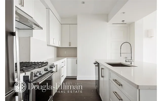 Rented by Douglas Elliman | media 72