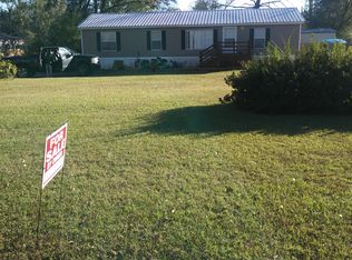 310 Osceola Ave, Wewahitchka, FL 32465