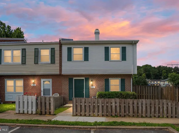 2801 Banks Ct, Dumfries, VA 22026