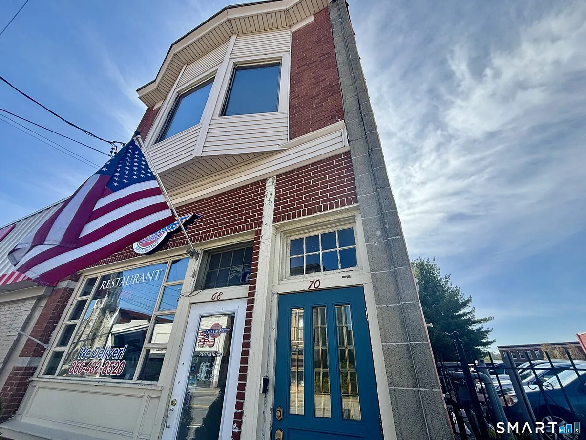 Building Photo - 68 E Main St #FRONT