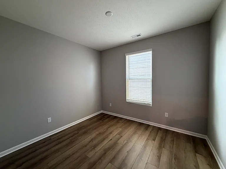 7150 Maidstone Cv — Photo 15