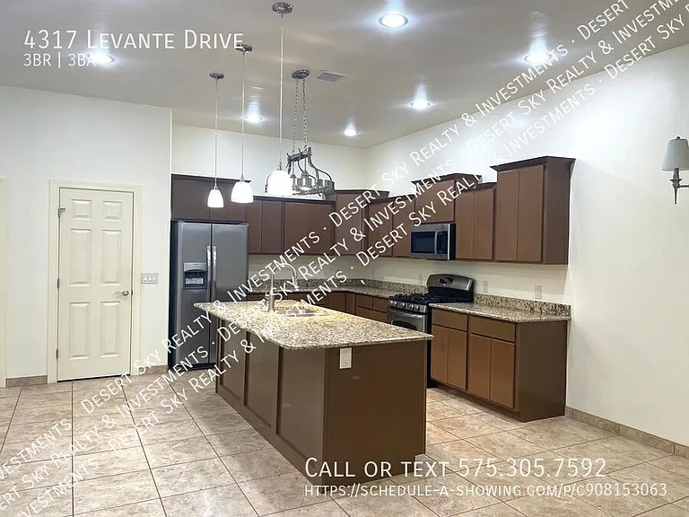 4317 Levante Dr — Photo 4