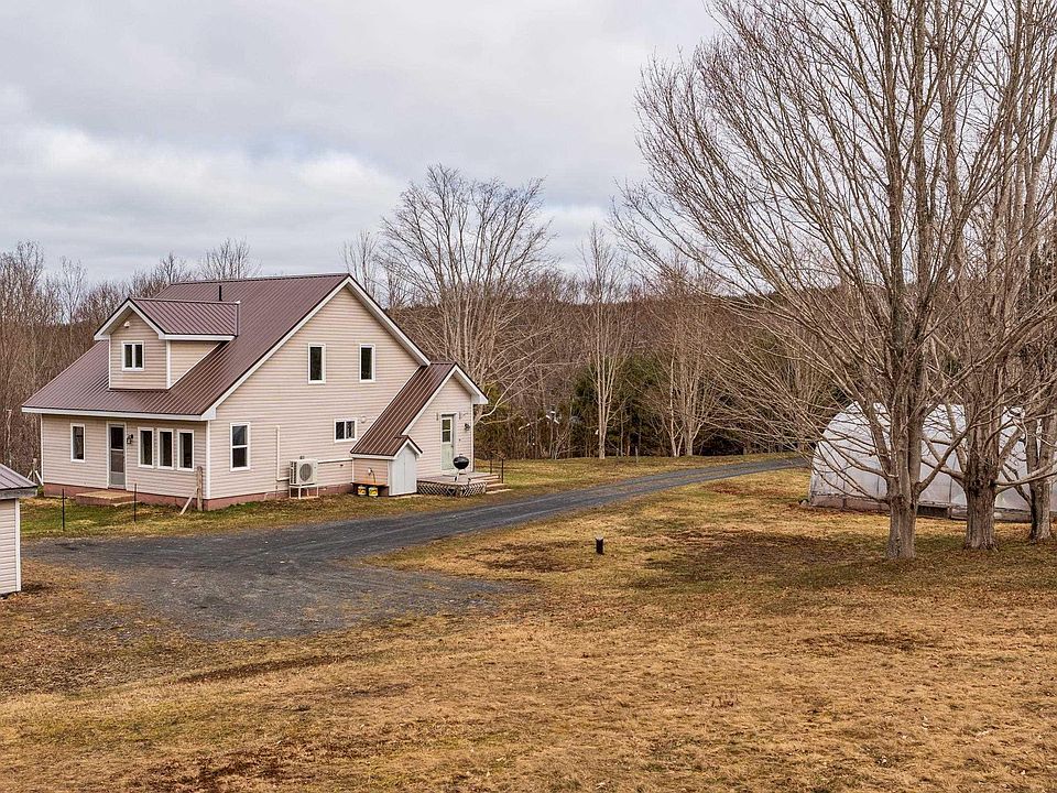 1st image of 550 River Rd