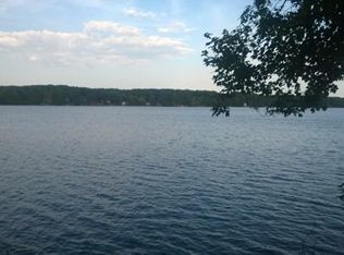 16 Lake Shore Dr, Leicester, MA 01524