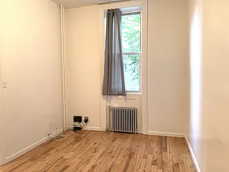 Rented by Capri Jet Realty Corp