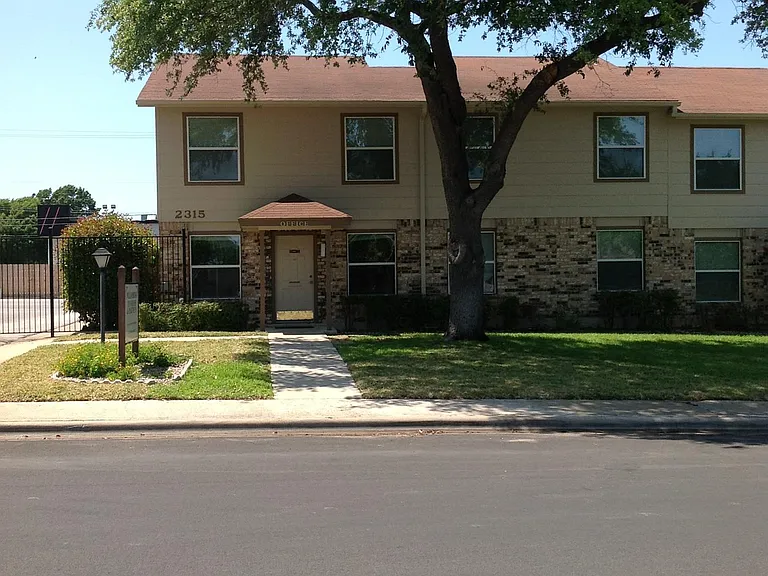 2373 Jennifer Dr #2373 — Photo 3