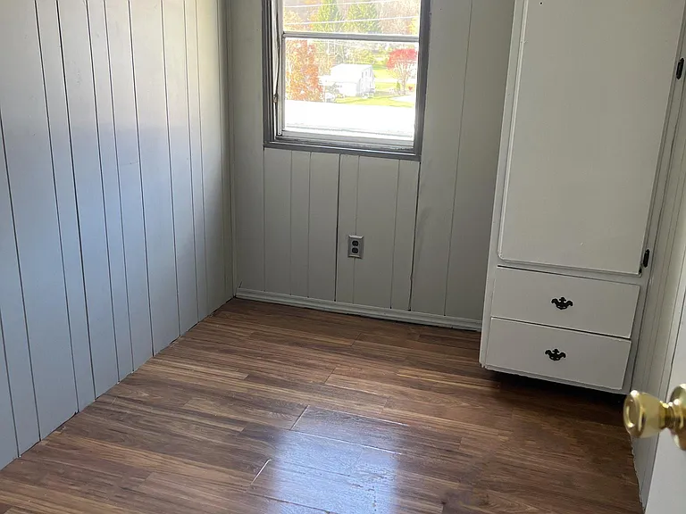 247 Thor Ln — Photo 8
