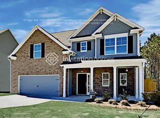 577 Shady Gln, Dallas, GA 30132