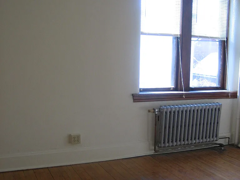 590 Holly Ave — Photo 10