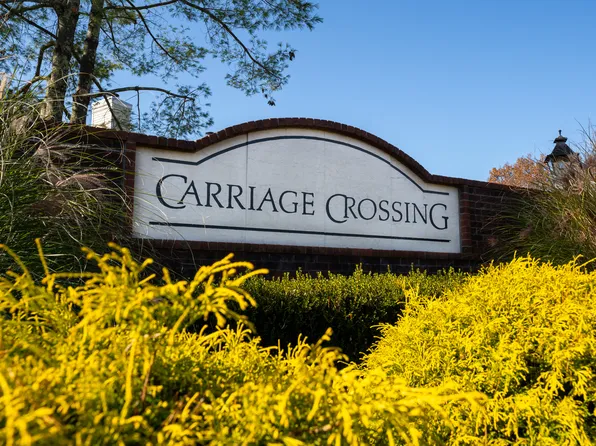 21 Carriage Crossing Lane #21, Middletown, CT 06457