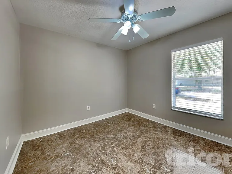 2313 Pleasure Run Dr — Photo 11