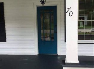 70 Jenny St, Philippi, WV 26416