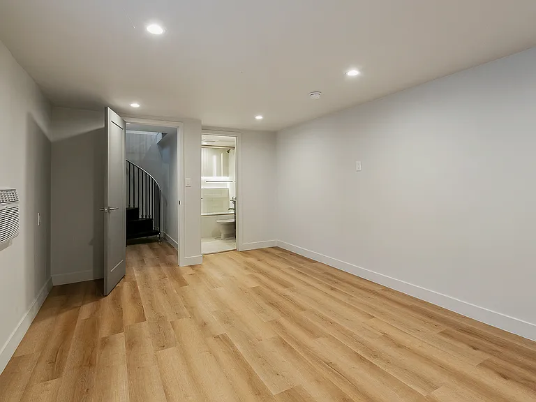 1782 S Rimpau Blvd #1782 — Photo 12