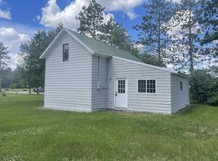111 NW 1st Ave, Verndale, MN 56481