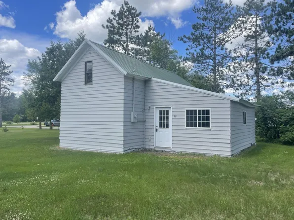 111 NW 1st Ave, Verndale, MN 56481