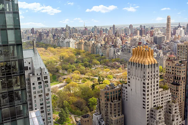 Sold by Compass | media 21