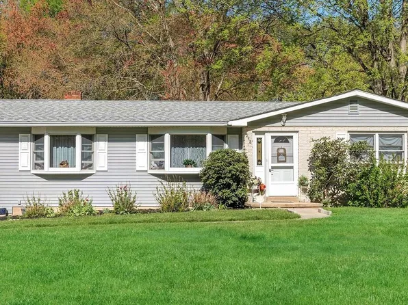 238 Emelia Dr, Bear, DE 19701