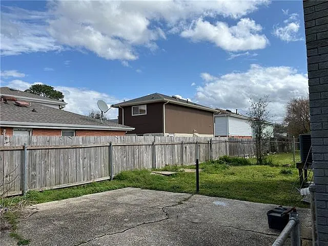 6095 Wilton Dr — Photo 9