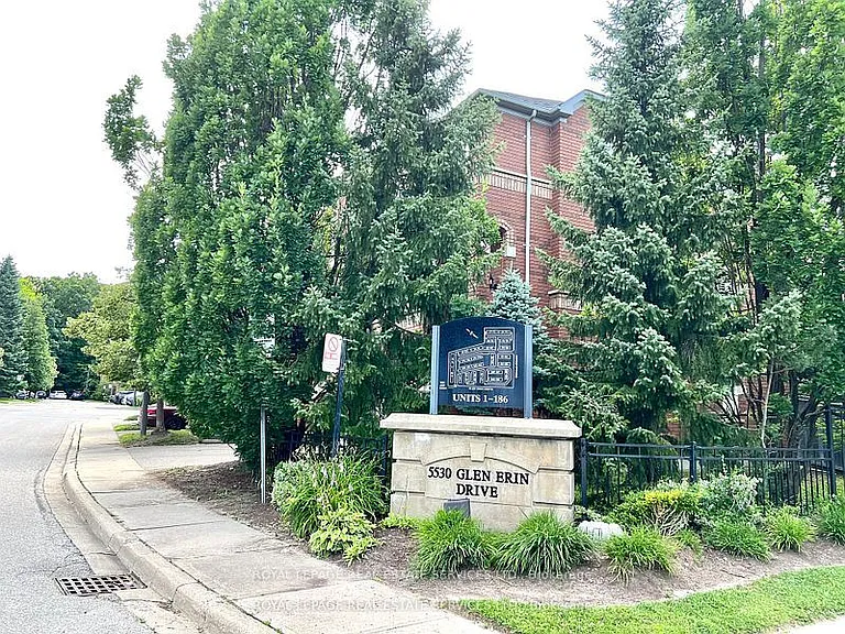 5530 Glen Erin Dr #22 — Photo 42