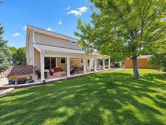 3rd image of 11655 Victor Dr