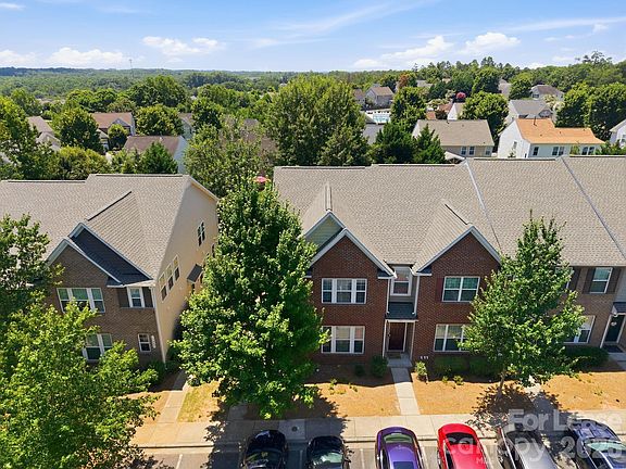 2nd image of 7037 Broughton Ln