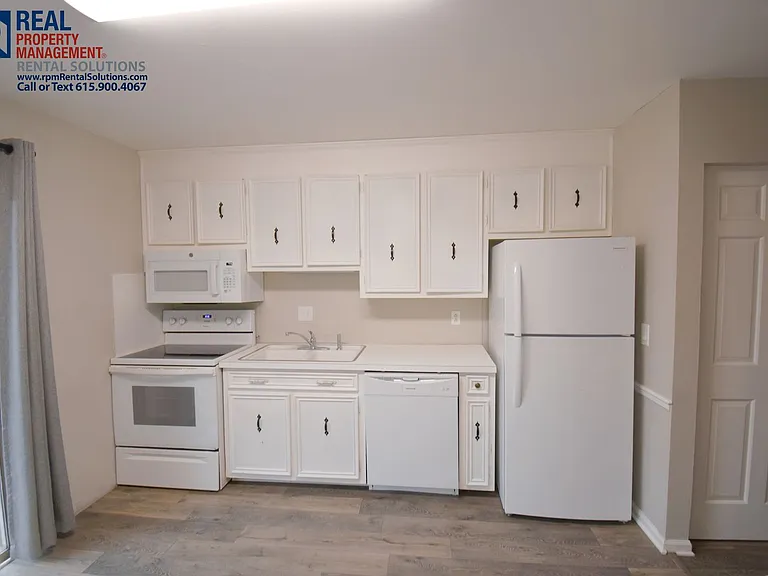 1003 W Clark Blvd — Photo 10