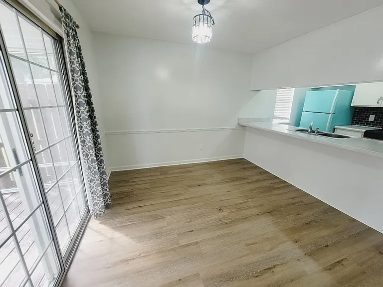 2939 Par Ln — Photo 12