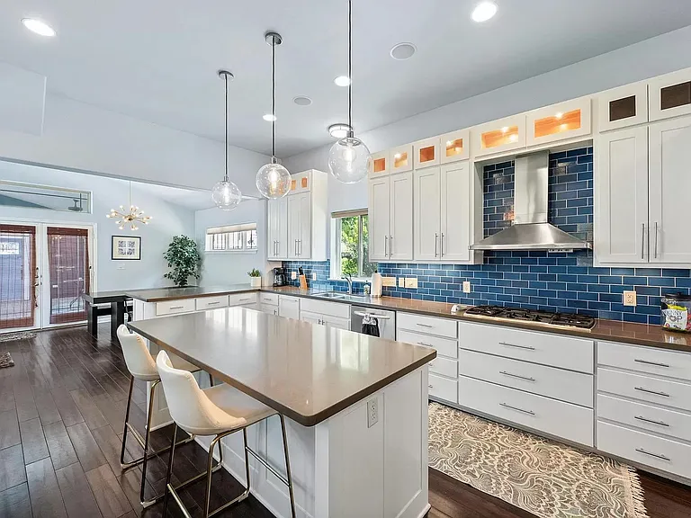 606 Fletcher St — Photo 14
