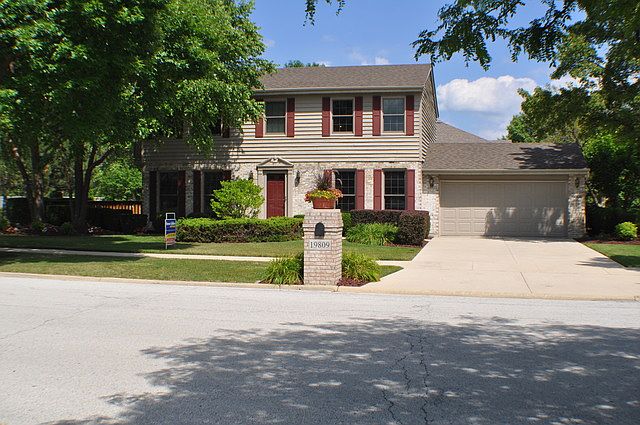 1st image of 19809 Stonehenge Dr