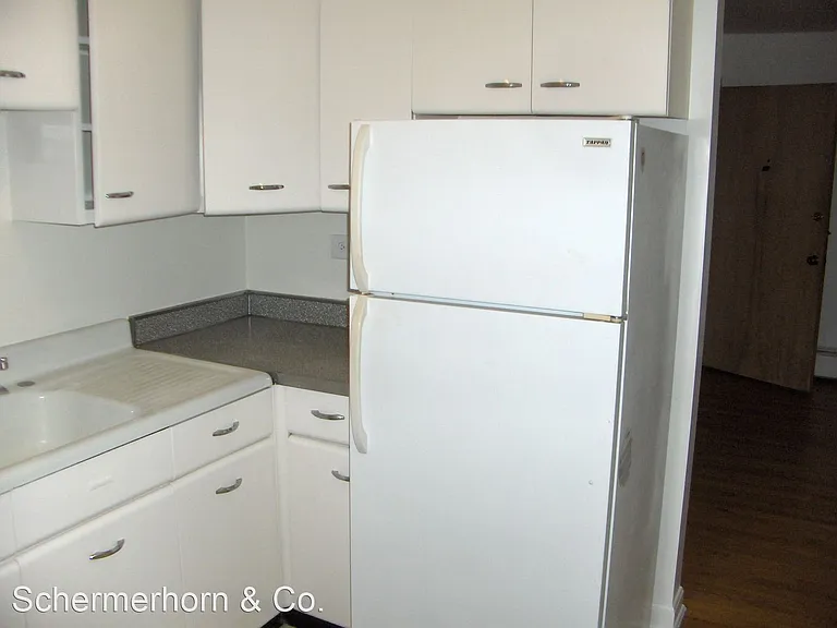 2213-15 Central St — Photo 5