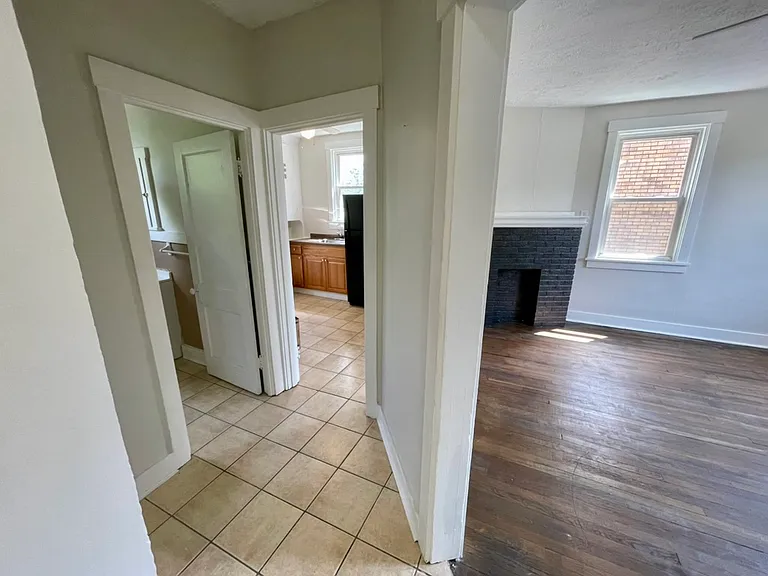 126 Stewart Ave #B — Photo 11