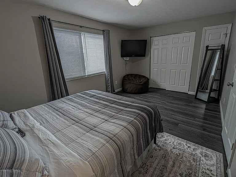 453 Silverlake Ave #453 — Photo 16