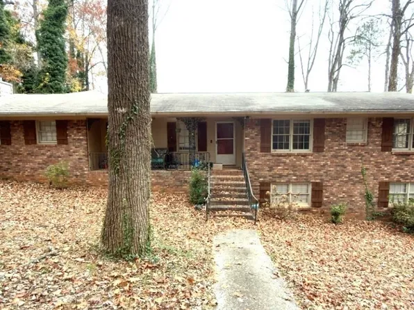 649 Crest Dr, Lawrenceville, GA 30046