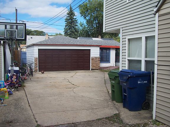 2nd image of 4240 W 100th St