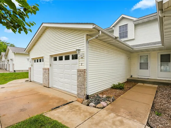 660 Magnolia Ln Unit 2, Marion, IA 52302