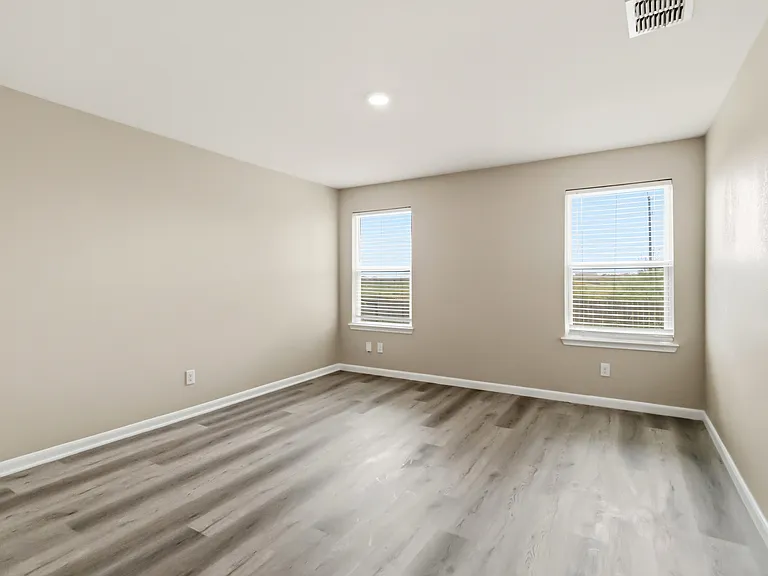 15027 Harbor Lndg — Photo 27