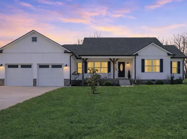 566 Harvest Ln, Harrodsburg, KY 40330