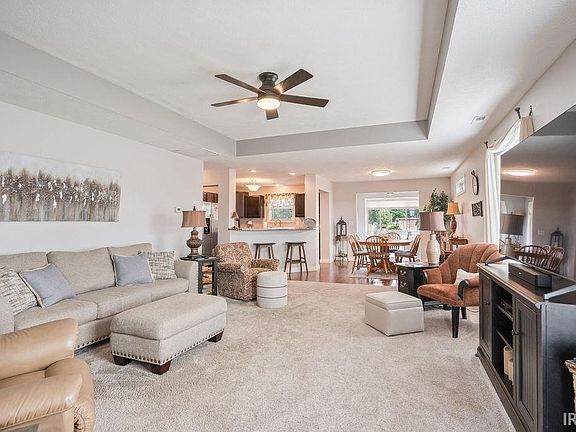 3rd image of 2928 Bridgestone Cir