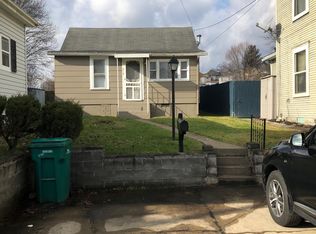 218 Charleston Ave, Clarksburg, WV 26301