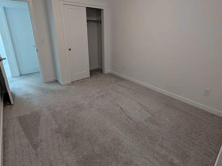 4132 SE Century Blvd — Photo 32