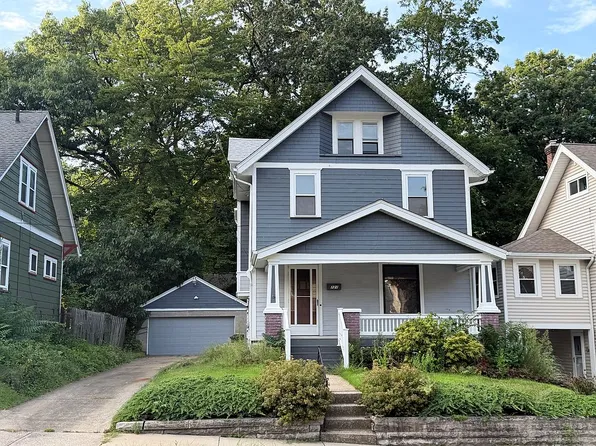 721 Chitty Ave, Akron, OH 44303