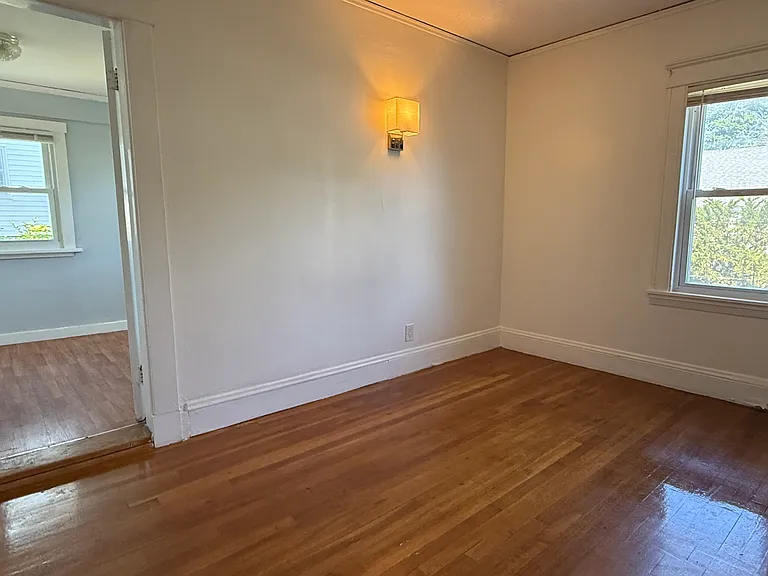 1639 Washington St — Photo 15